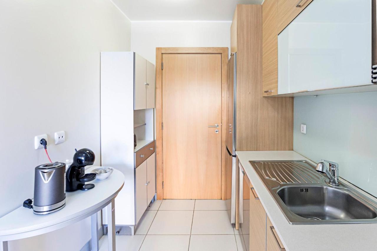 2Br Flat By Metro W/ Free Parking By Lovelystay 빌라노바데가이아 외부 사진